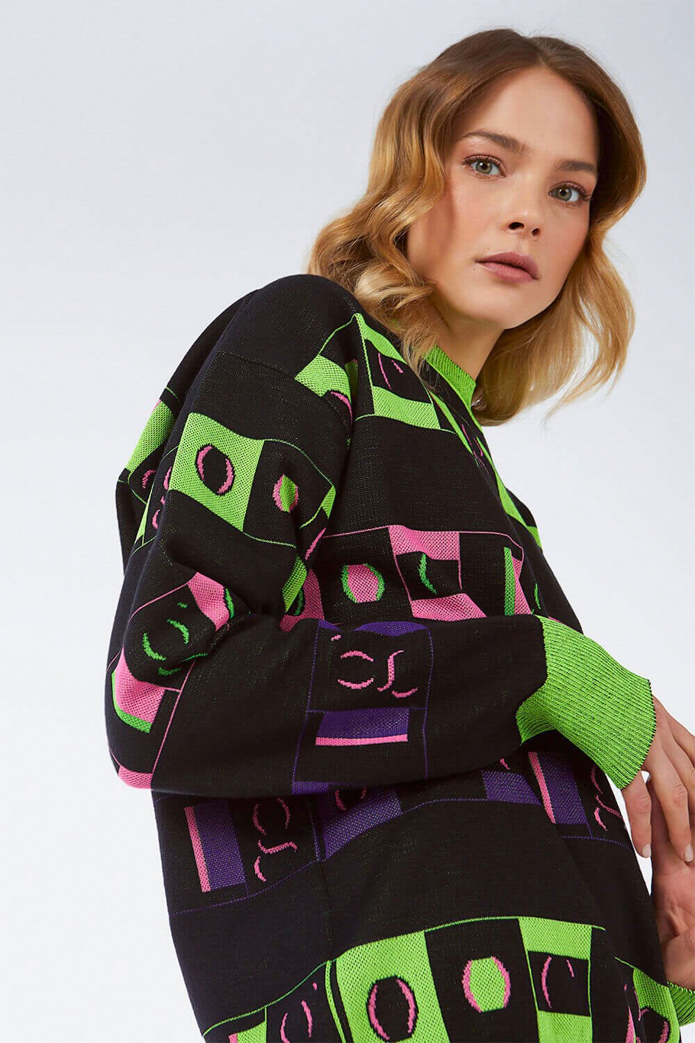 LOGOMANIA CREW NECK NEON SWEATER