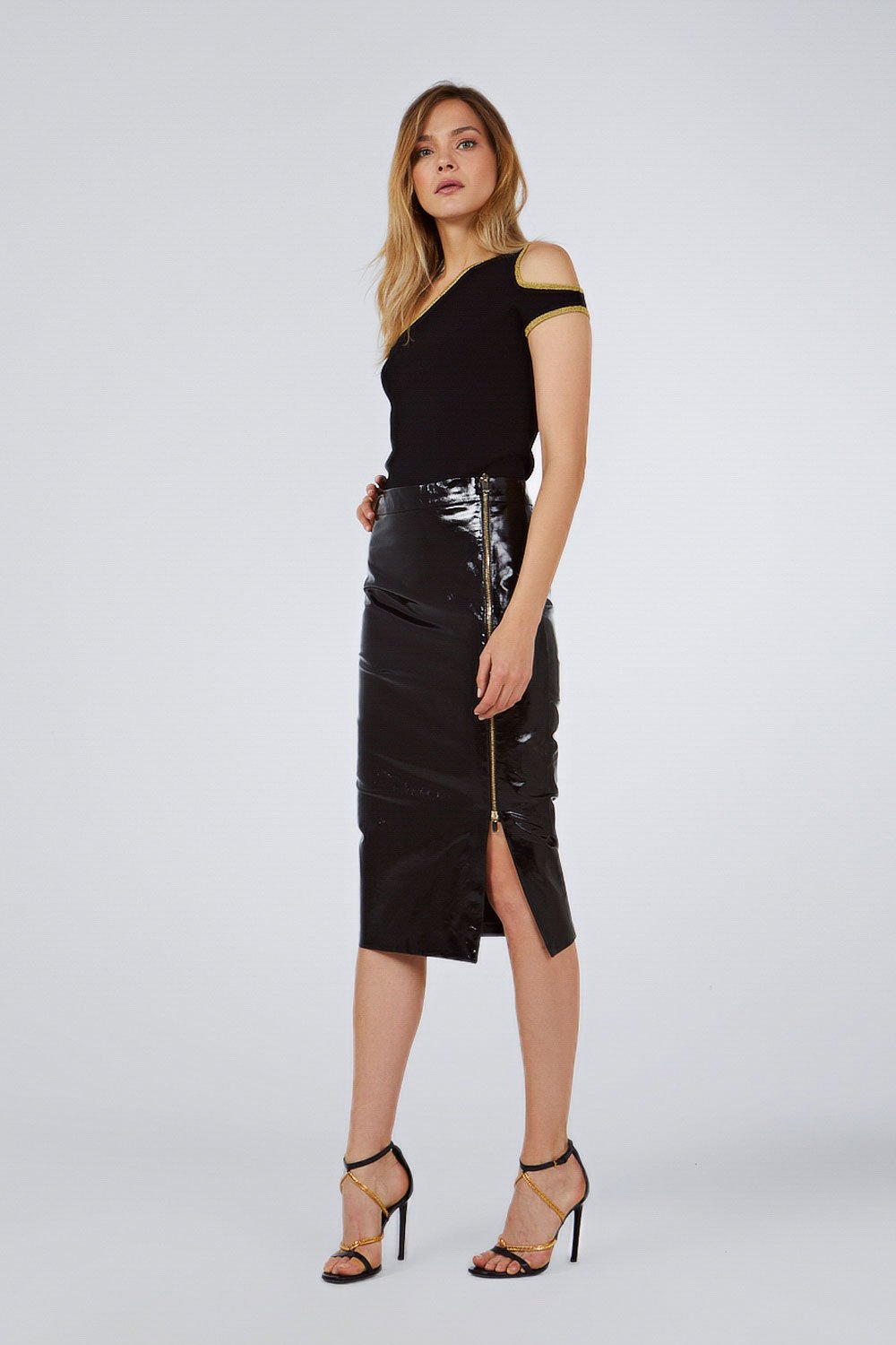 ONE SHOULDER CUTOUT TOP BLACK-GOLD