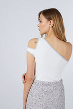 ONE SHOULDER CUTOUT TOP WHITE SILVER