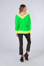 DOUBLE V NECK NEON TWO COLOR KNITWEAR SWEATER