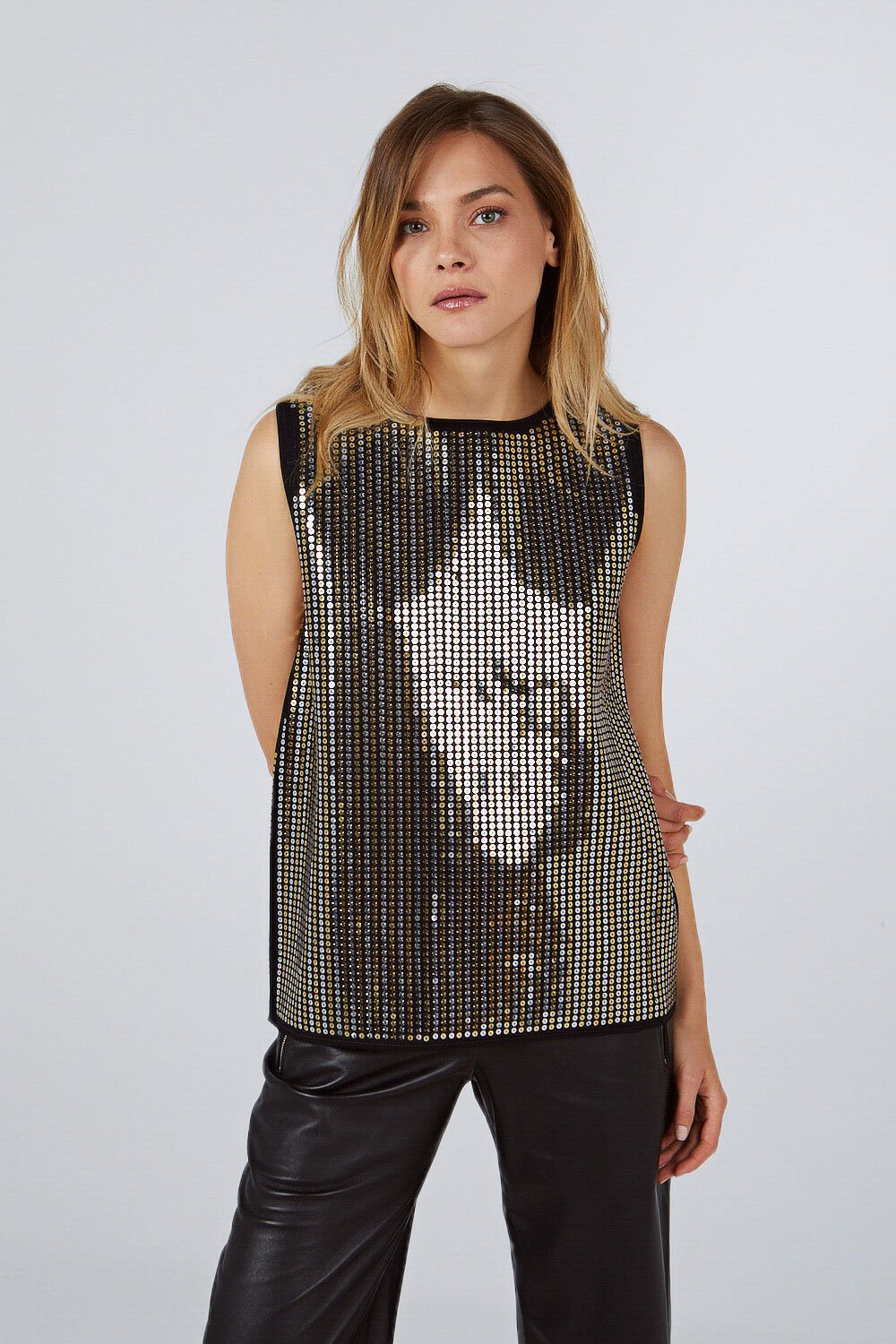 SEQUINED TRICOT TOP BLACK