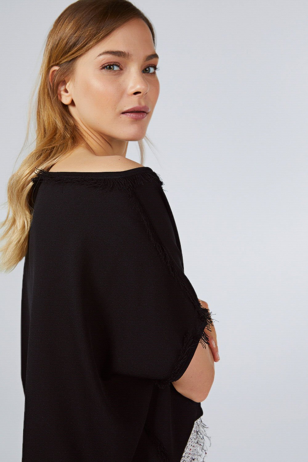 FRINGED BOAT NECK KNITWEAR TOP BLACK