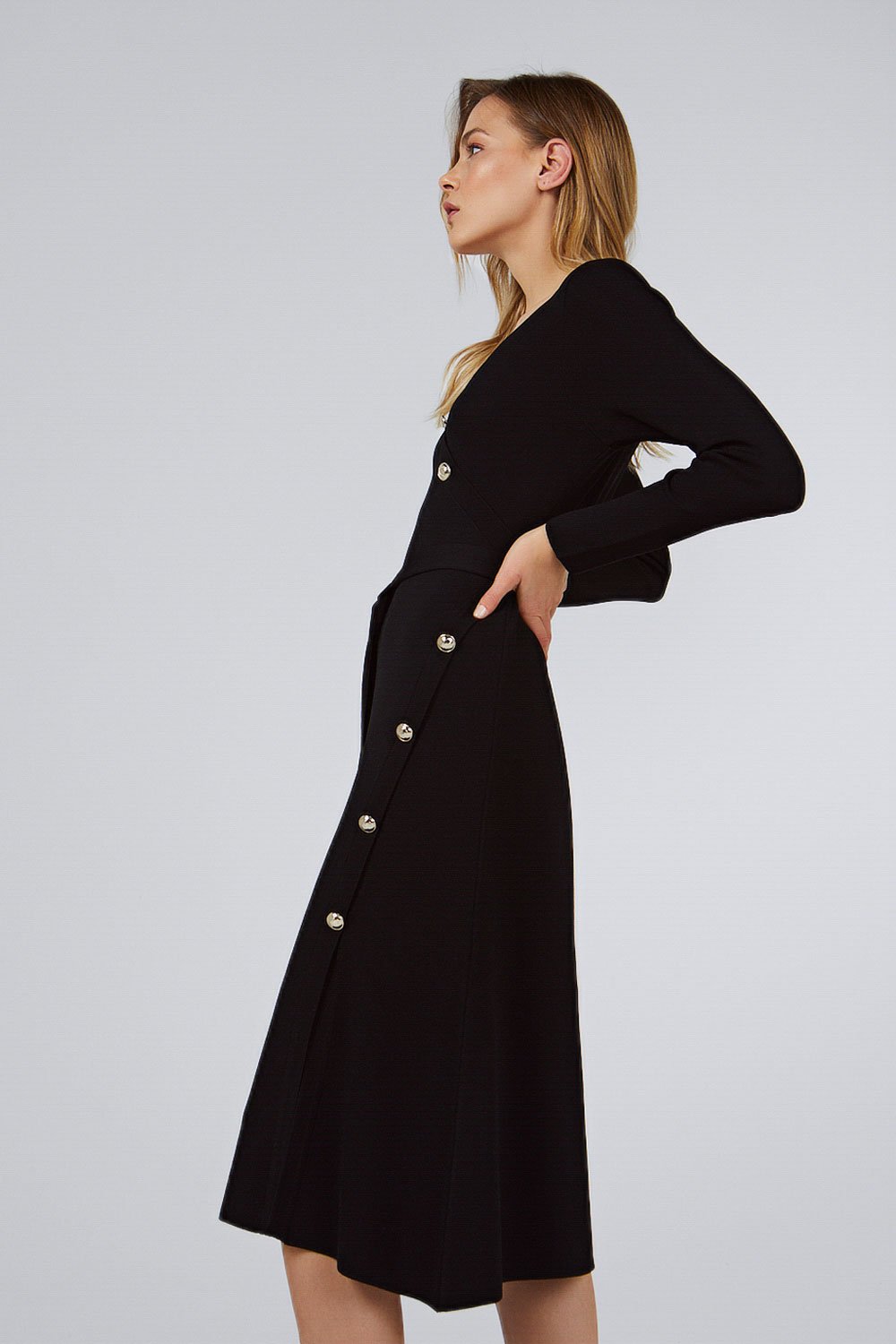 V-NECK BUTTON DRESS BLACK