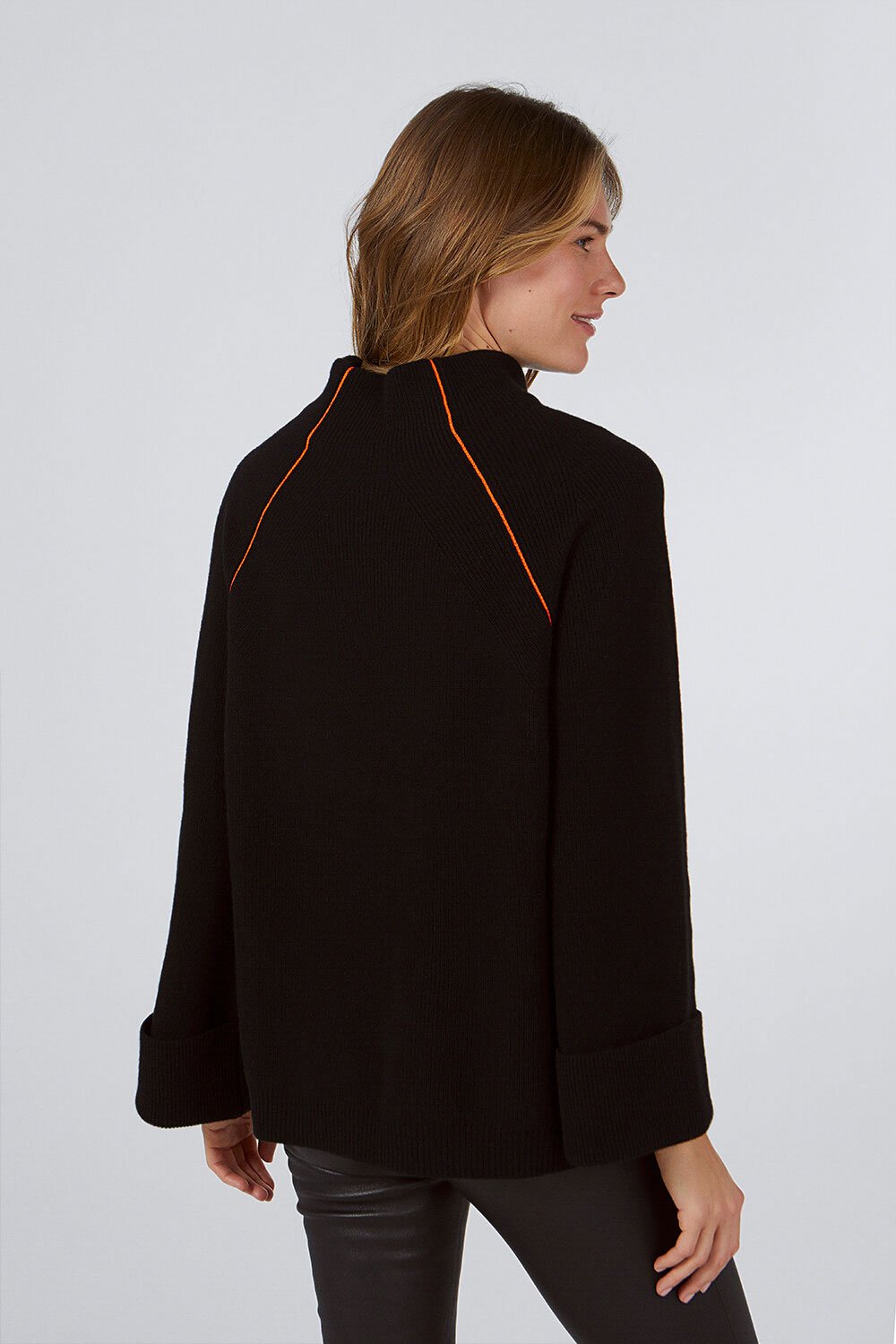 HIGH NECK CASHMERE SWEATER BLACK