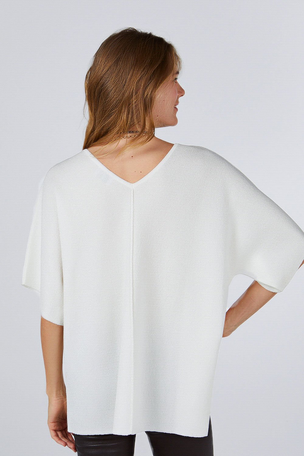 V-NECK RELAXED FIT HALF SLEEVE GLITTERED TOP