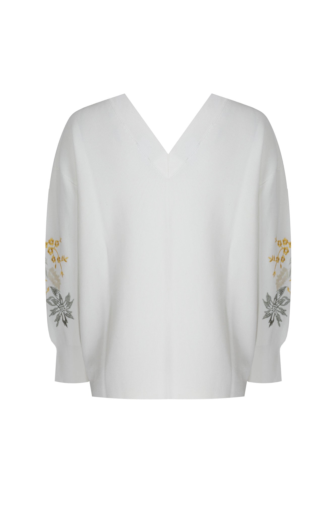 SWEATER WITH FLOWER FIGURE